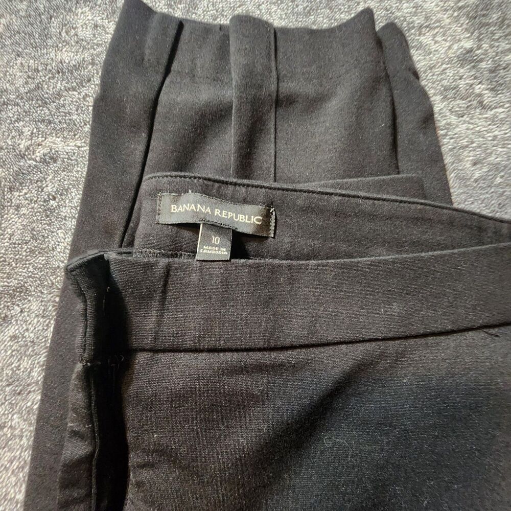 Banana Republic Women's Black Solid Flat Front Dress Pants Size 10 Regular